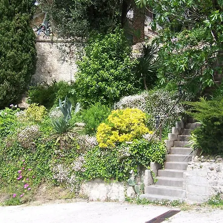 Castel Enchanté-2
