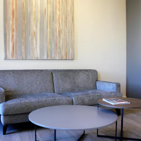 Les Suites Massena-2