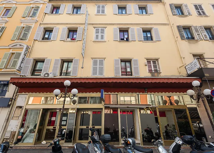 Strandhotel: Villa Saint Exupery Beach Hostel